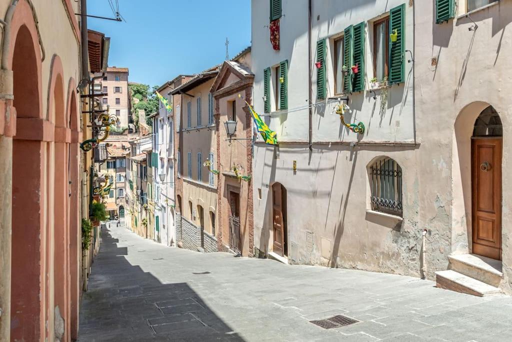 Mojito - Porta Ovile Nel Centro Storico Di シエーナ エクステリア 写真